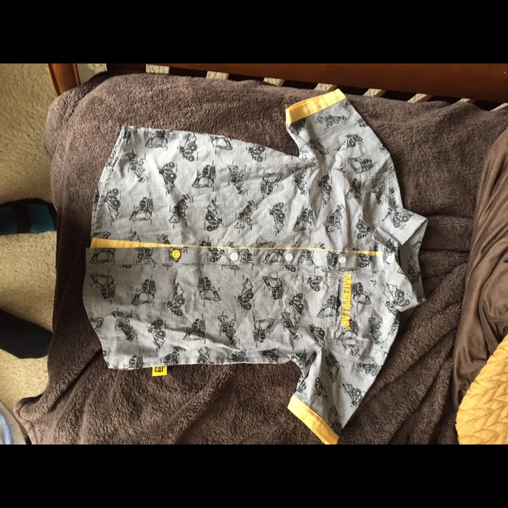 NWOT kids CAT shirt sleeve button up